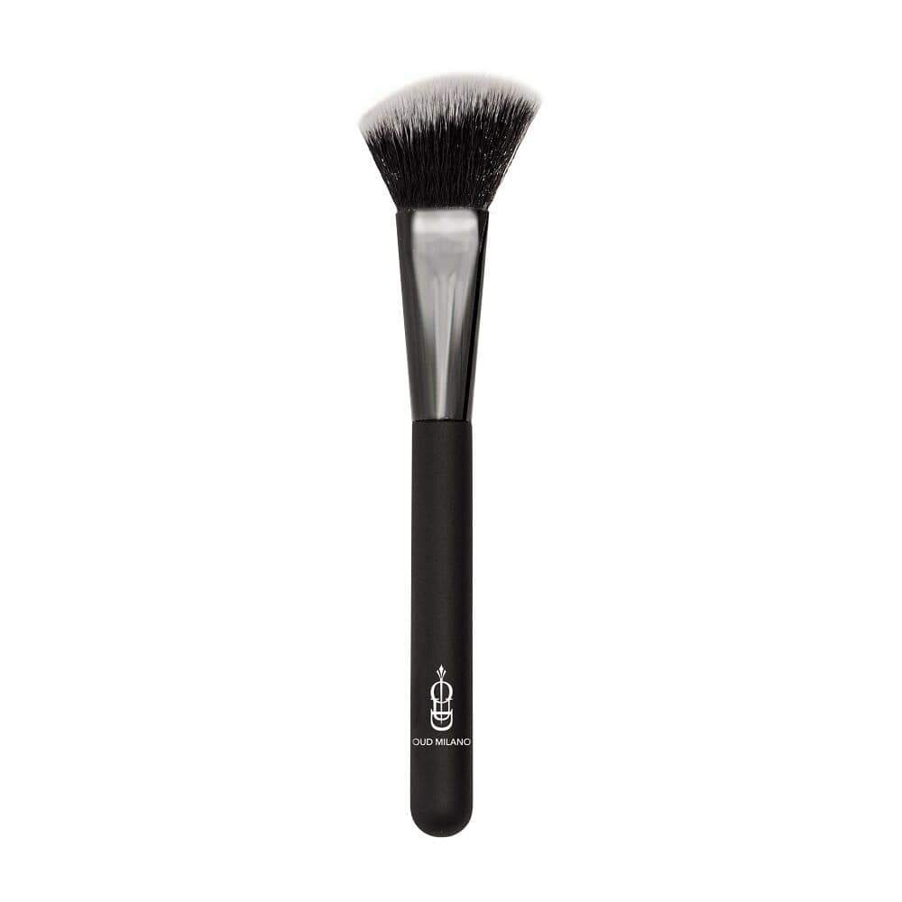 Angle Blush Brush